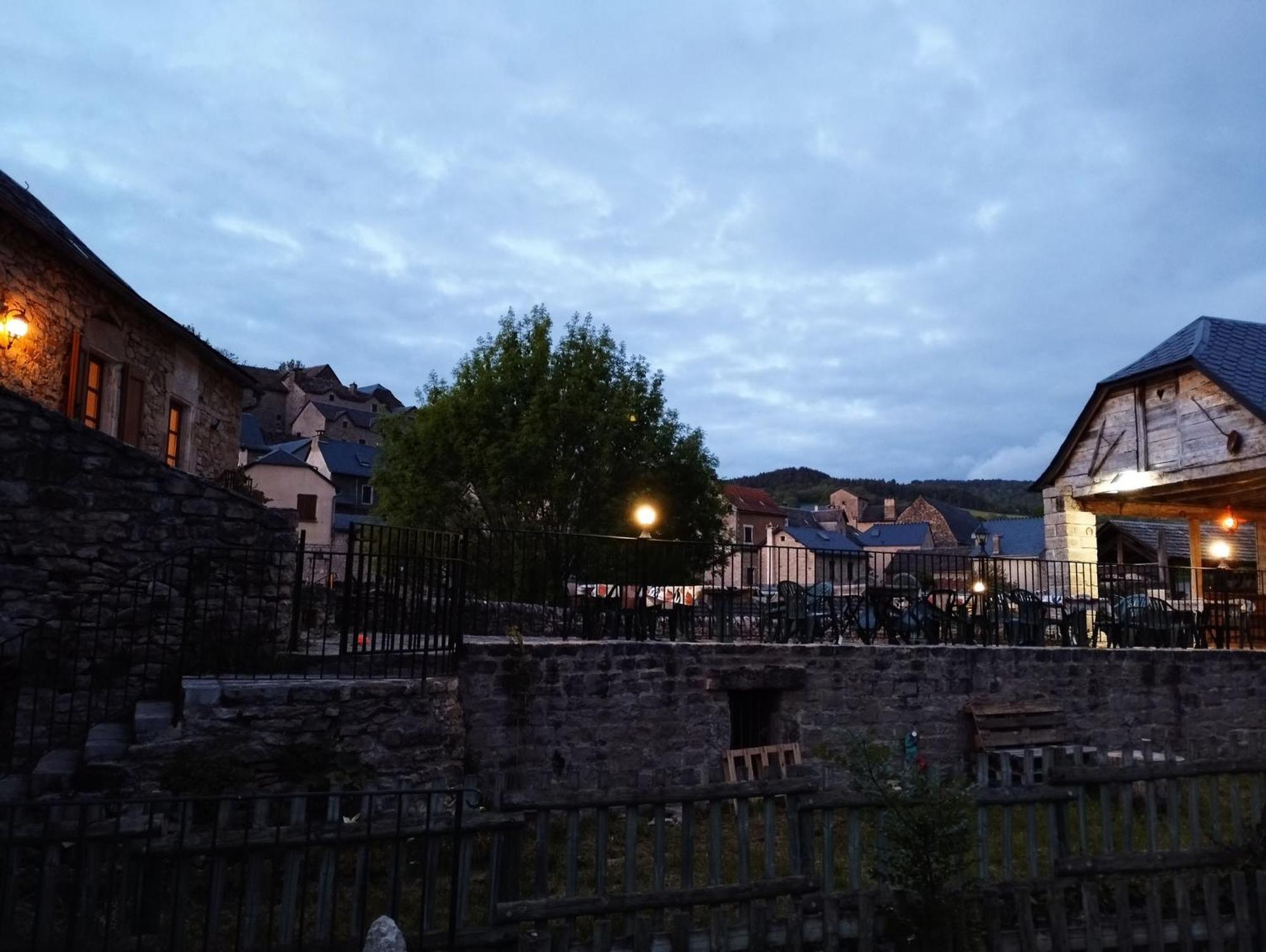 Chambres D'Hotes Le Moulin D'Auxillac La Canourgue Buitenkant foto